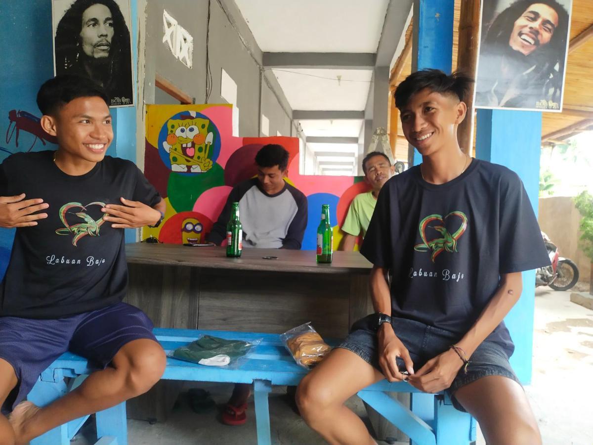Komodoku One Love Homestay And Tour Labuan Bajo Exterior foto